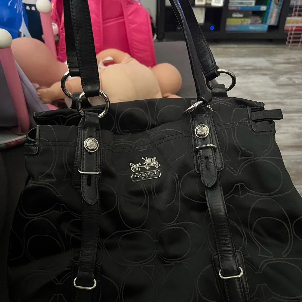 Coach Handbag - Picture 2 of 7